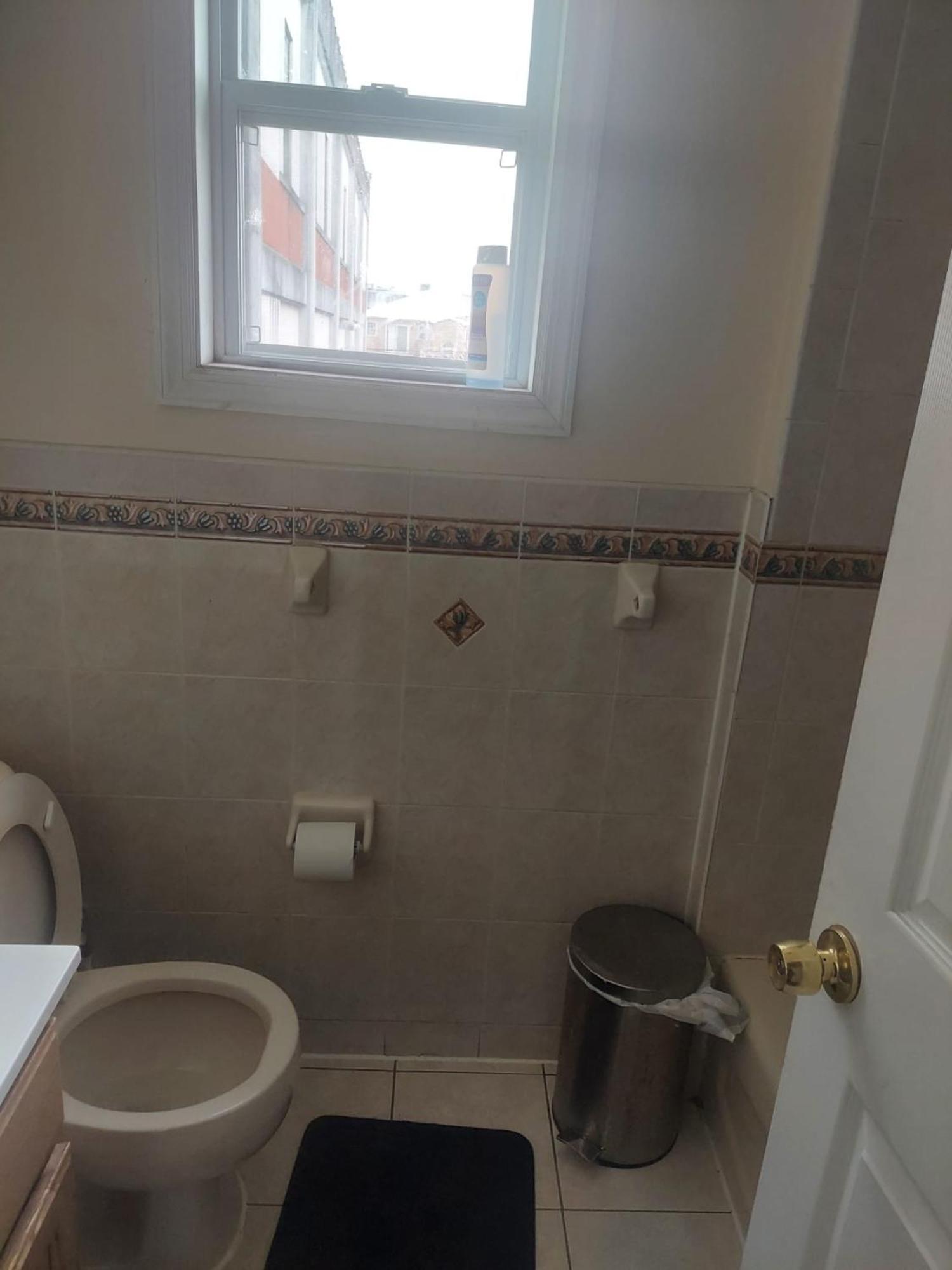 Crystal Room 1 Guest House Near 12Mins To Ewr Airport / Prudential / Njit / Penn Station Newark Exteriér fotografie