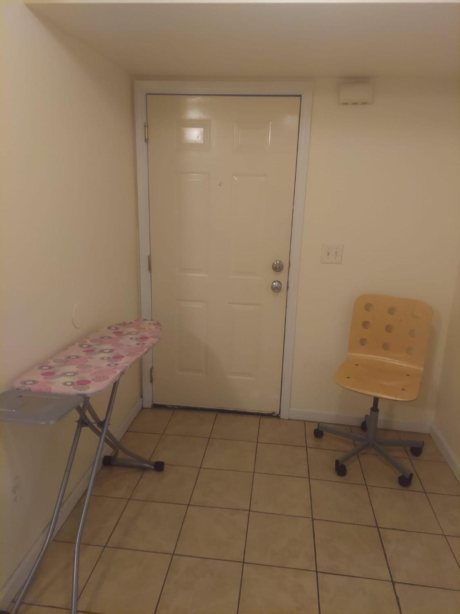 Crystal Room 1 Guest House Near 12Mins To Ewr Airport / Prudential / Njit / Penn Station Newark Exteriér fotografie